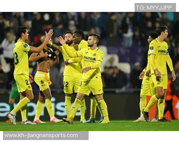 深圳篮球队以83分领跑精英赛积分榜引发欧冠足球热议