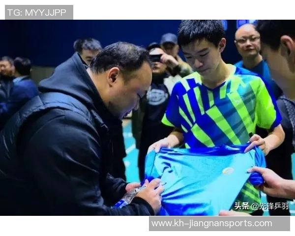 张伟亲授羽毛球技巧与训练心得助你提升竞技水平 张伟亲授羽毛球技巧与训练心得助你提升竞技水平