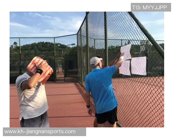 深圳网球队包夹战术解析与网球热点的深度探讨 深圳网球队包夹战术解析与网球热点的深度探讨