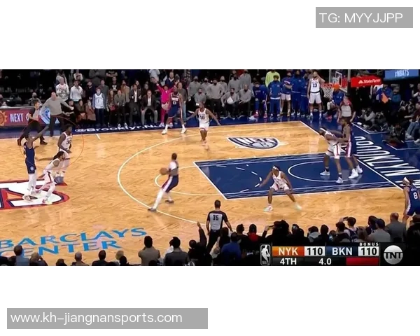 重庆篮球队转换进攻与防守的得失分析与战术探讨 重庆篮球队转换进攻与防守的得失分析与战术探讨