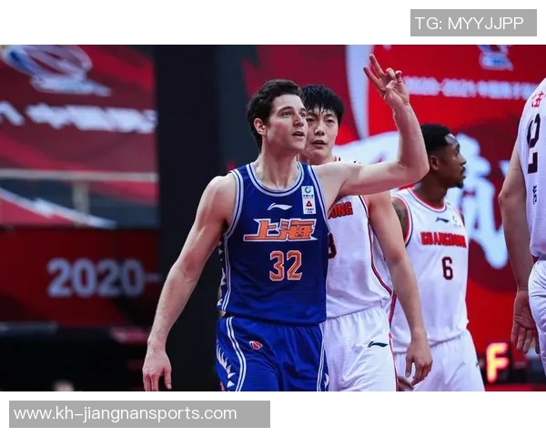 体育实时数据深度剖析上海篮球队各位置力量对比及战术优势解析 体育实时数据深度剖析上海篮球队各位置力量对比及战术优势解析