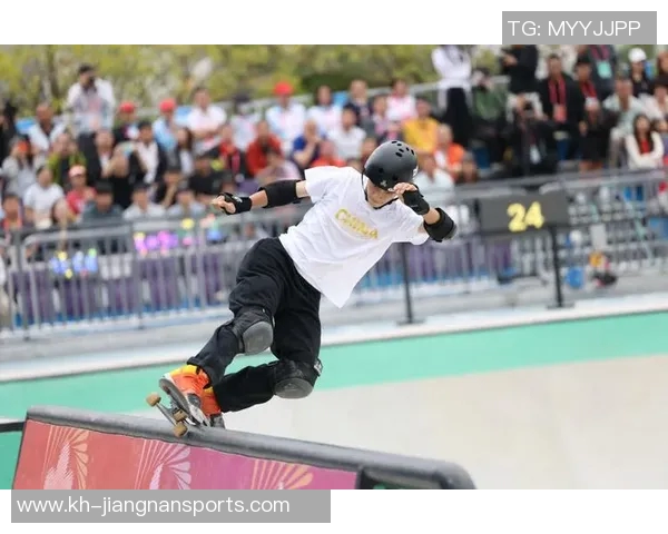 实时新闻南京滑板队创新高实现历史性突破引领全国滑板运动新潮流